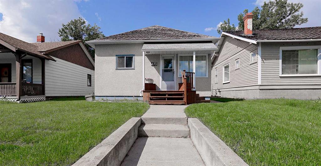 Picture of 470 11 Street SE, Medicine Hat Real Estate Listing