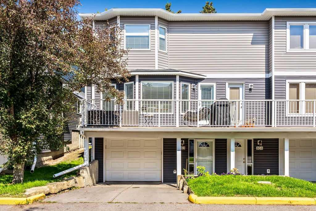 Picture of 465 Regal Park NE, Calgary Real Estate Listing