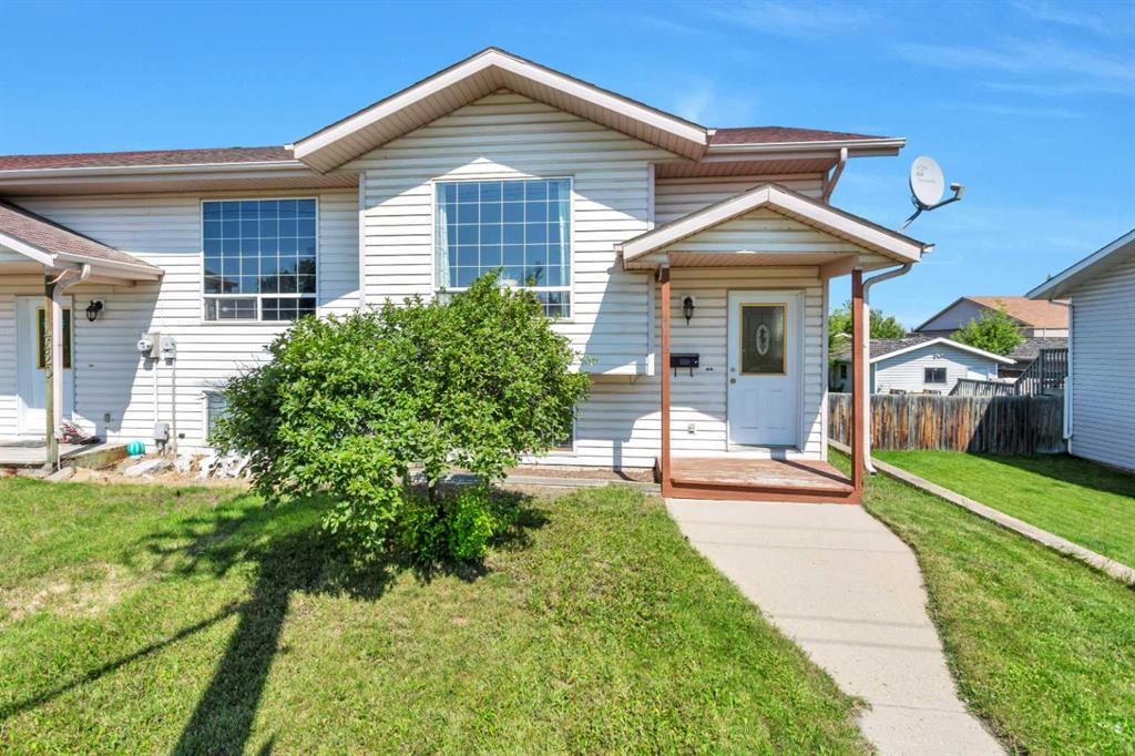 Picture of 4418 47 Avenue , Sylvan Lake Real Estate Listing