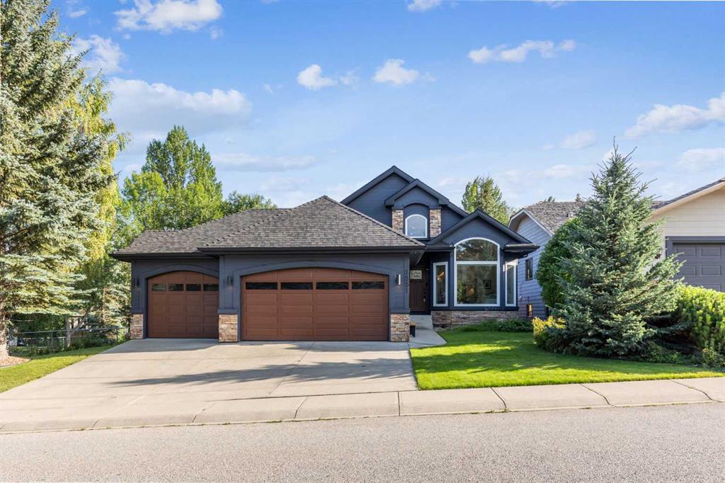 Picture of 1551 Evergreen Hill SW, Calgary Real Estate Listing