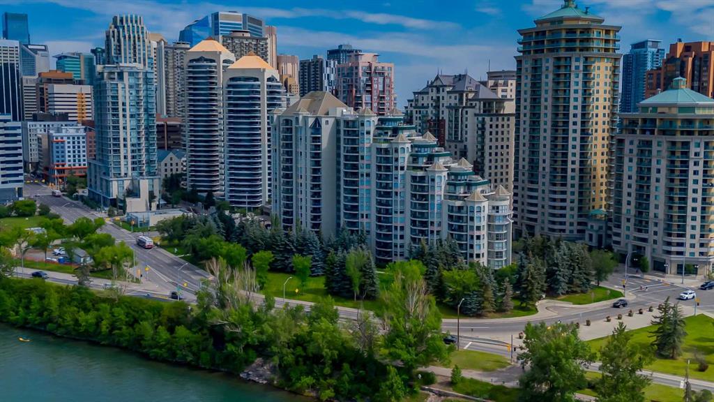Picture of 1401, 1108 6 Avenue SW, Calgary Real Estate Listing