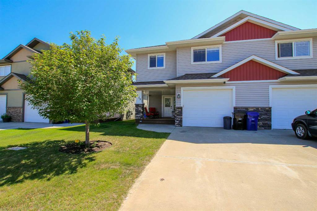 Picture of 239 Cedar Square , Blackfalds Real Estate Listing