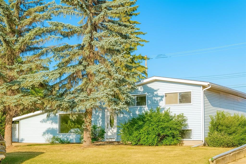 Picture of 431 14 Street , Wainwright Real Estate Listing
