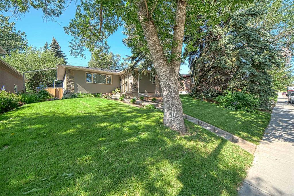 Picture of 13 Meadowview Road SW, Calgary Real Estate Listing