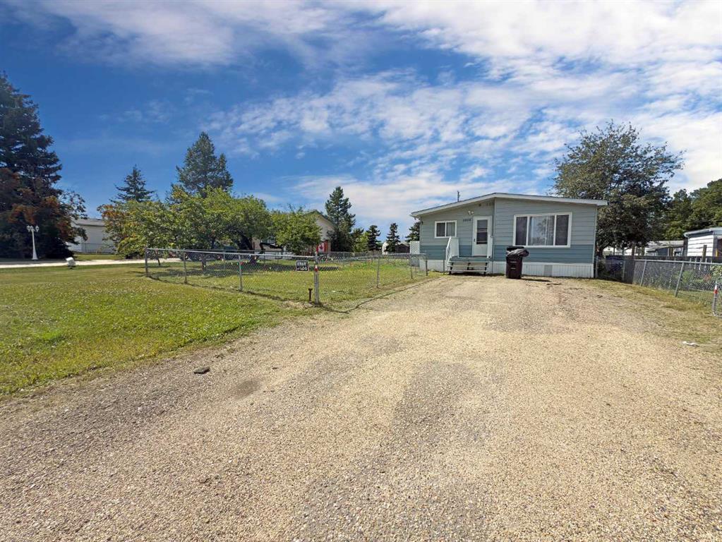 Picture of 5008 53 Street , Valleyview Real Estate Listing