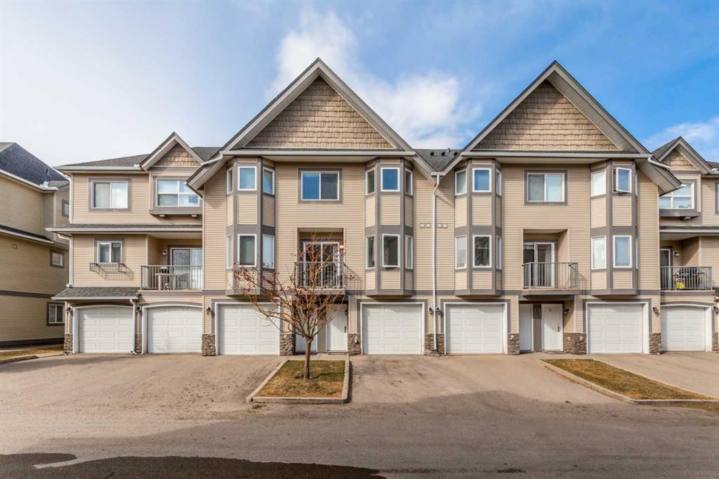 Picture of 143 Cedarwood Lane SW, Calgary Real Estate Listing