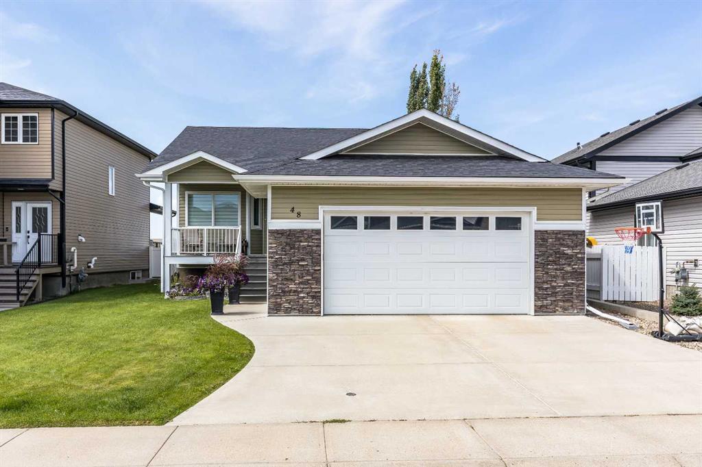 Picture of 48 Somerside Way SE, Medicine Hat Real Estate Listing