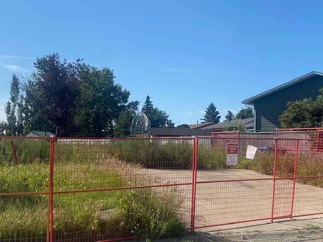 Picture of 607 McCulloch Crescent , Irricana Real Estate Listing