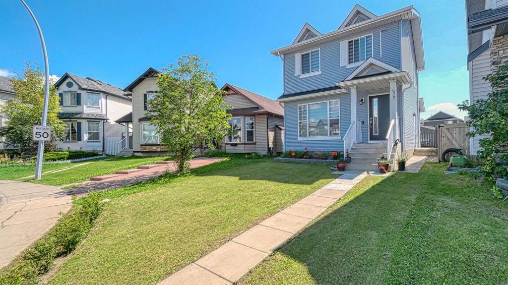 Picture of 635 Taradale Drive NE, Calgary Real Estate Listing