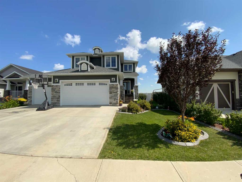 Picture of 1094 5A Avenue SE, Three Hills Real Estate Listing