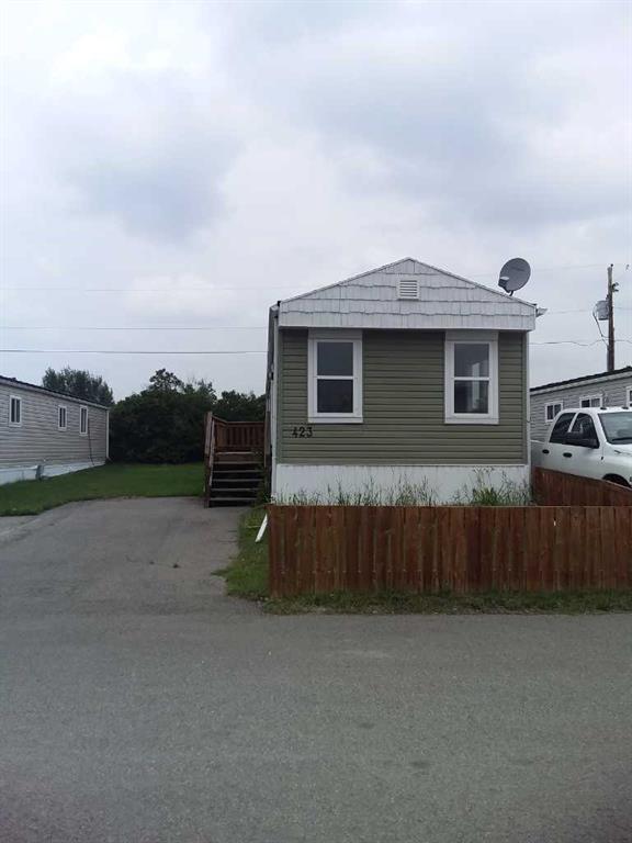 Picture of 423 Kannell Drive NE, High River Real Estate Listing