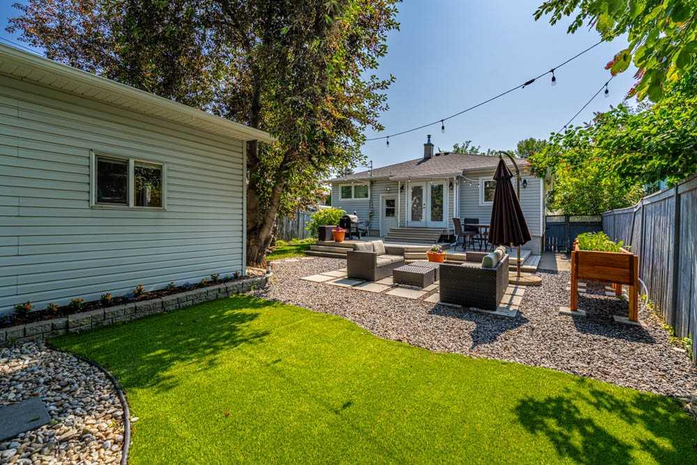 Picture of 1921 Mountview Crescent NE, Calgary Real Estate Listing