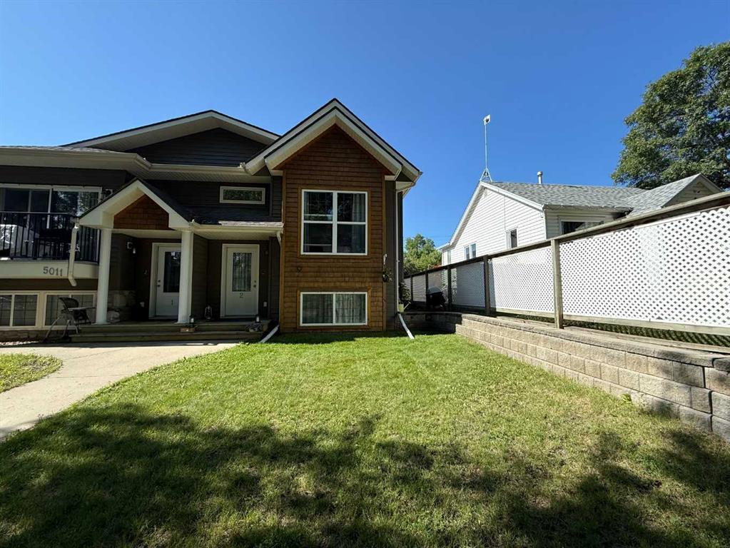 Picture of #2, 5011 55 Ave  , Ponoka Real Estate Listing