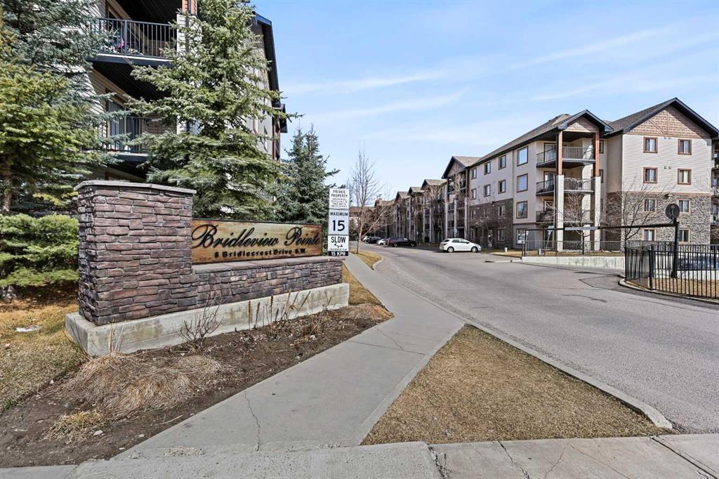 Picture of 2327, 8 Bridlecrest Drive SW, Calgary Real Estate Listing