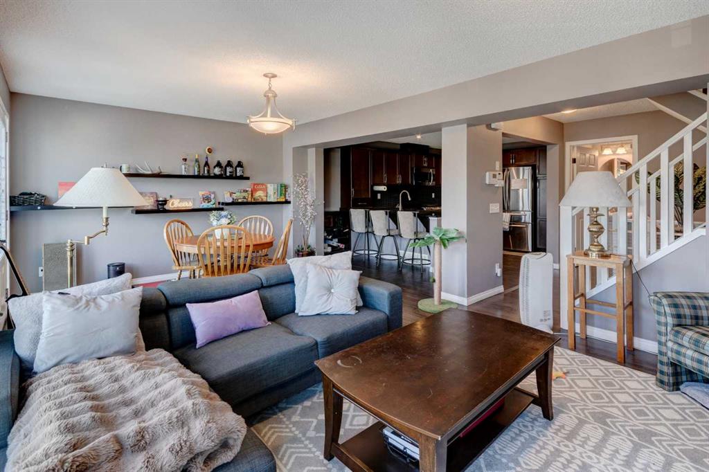 Picture of 157 Windstone Avenue SW, Airdrie Real Estate Listing