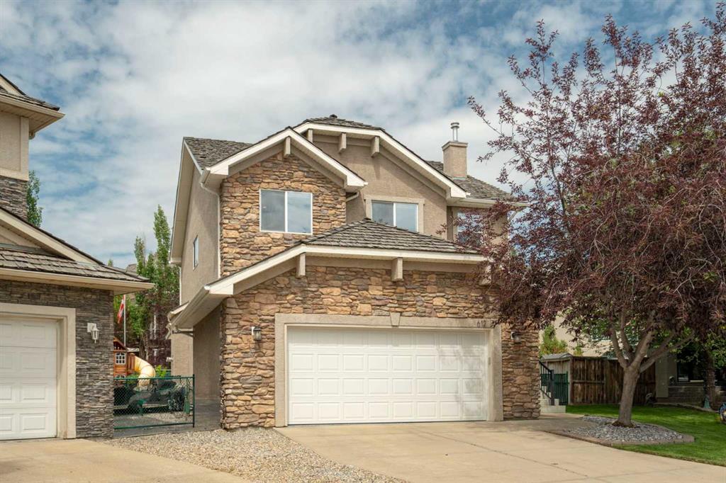 Picture of 612 Royal Court NW, Calgary Real Estate Listing