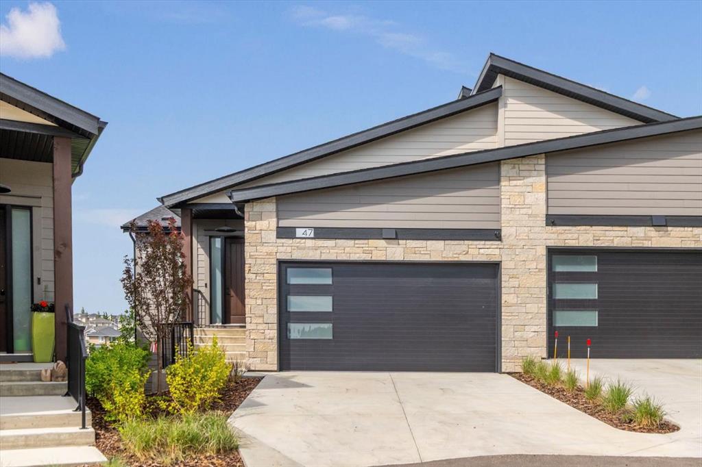 Picture of 47 Royal Birch Cove NW, Calgary Real Estate Listing