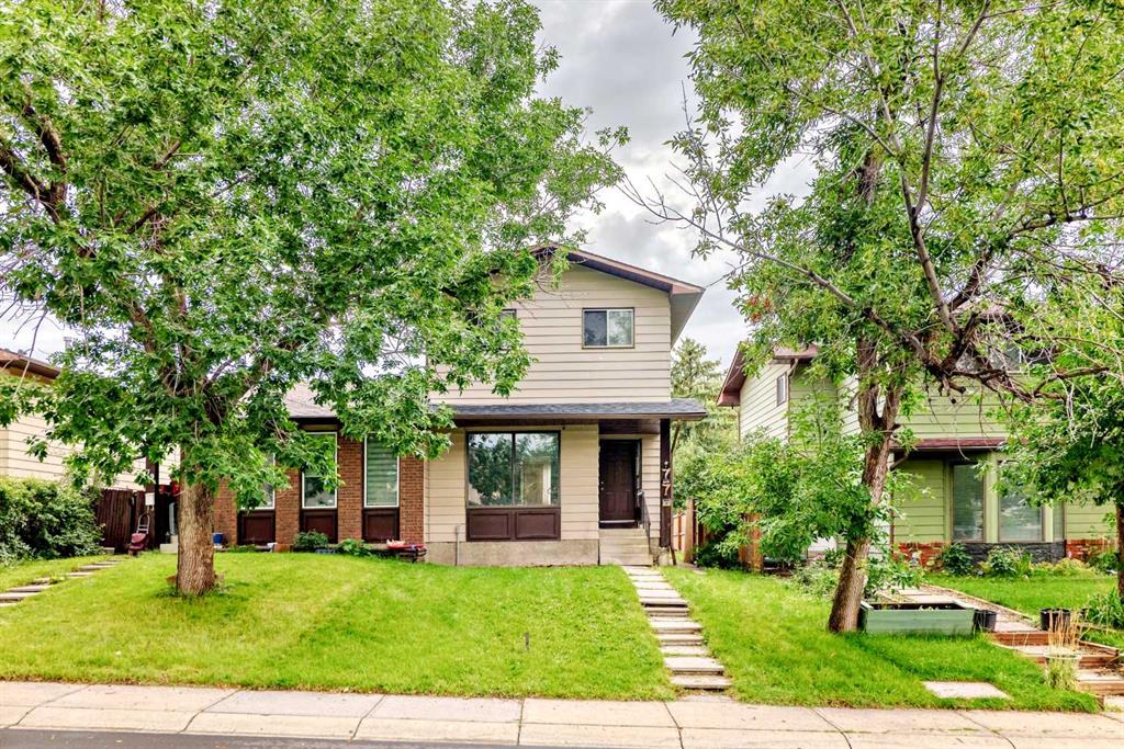 Picture of 77 Berkshire Close NW, Calgary Real Estate Listing