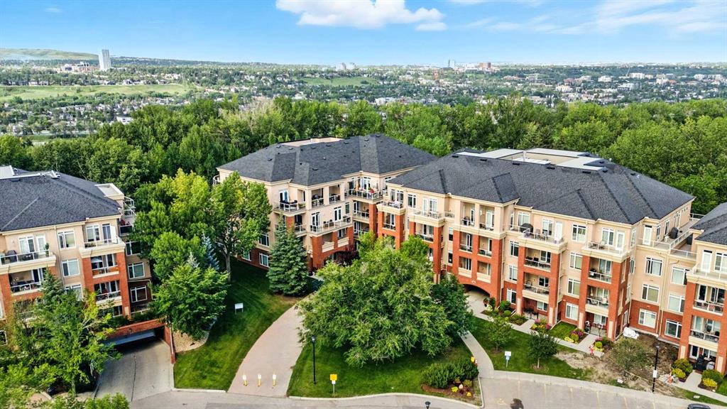 Picture of 8103, 14 Hemlock Crescent SW, Calgary Real Estate Listing