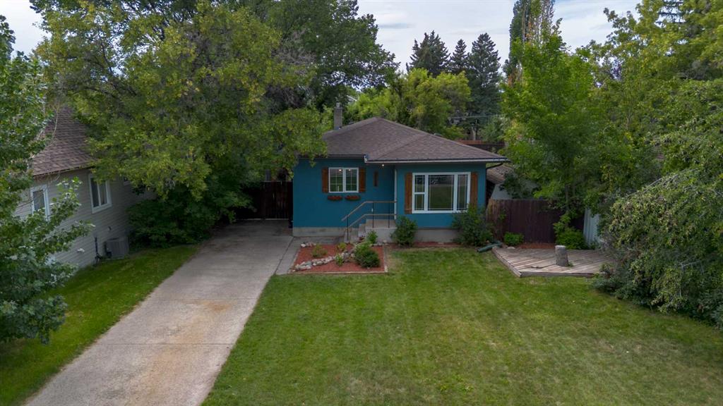 Picture of 2014 16 Street , Coaldale Real Estate Listing