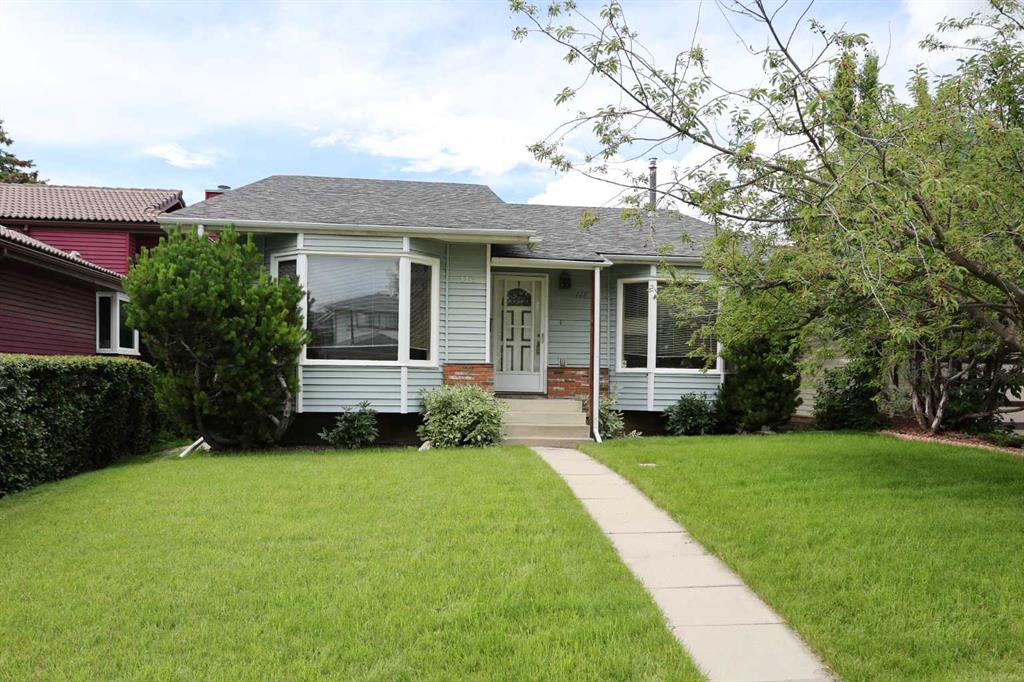Picture of 116 Scenic Acres Drive NW, Calgary Real Estate Listing