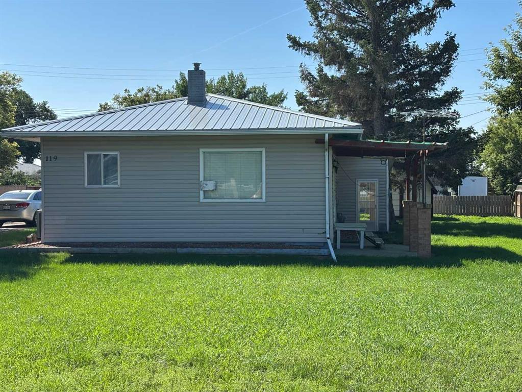 Picture of 119 2 Avenue , Vauxhall Real Estate Listing
