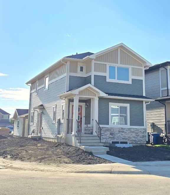 Picture of 617 Baywater Manor SW, Airdrie Real Estate Listing