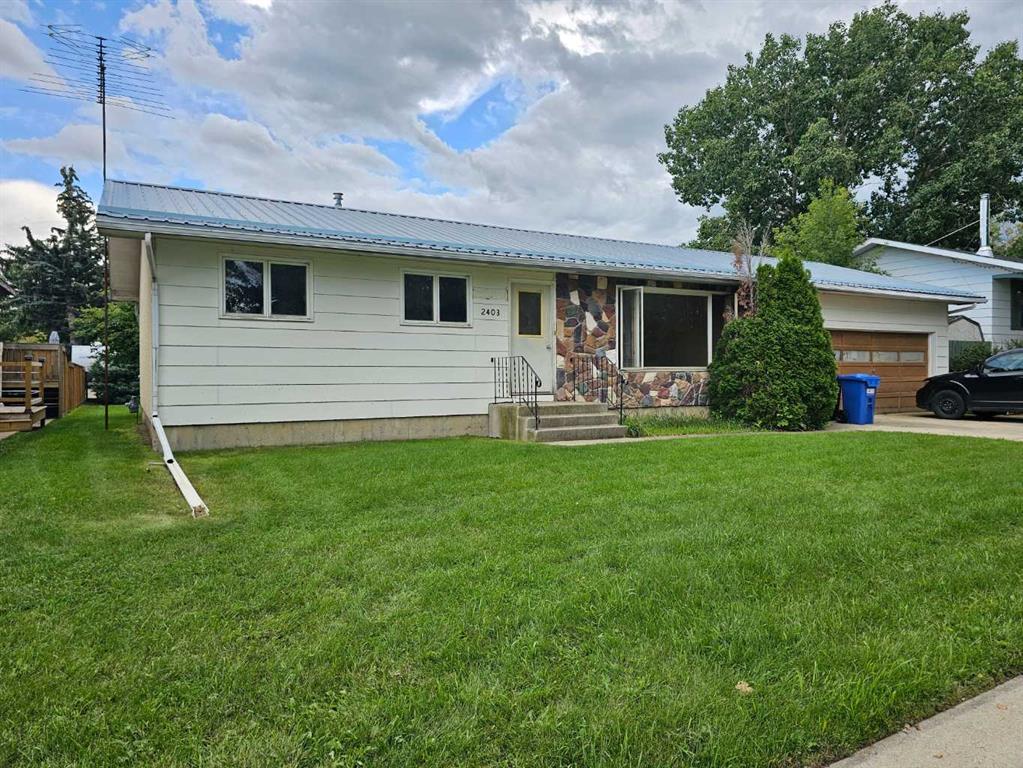 Picture of 2403 24 Street , Nanton Real Estate Listing