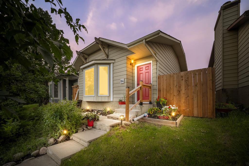 Picture of 84 Rivervalley Drive SE, Calgary Real Estate Listing