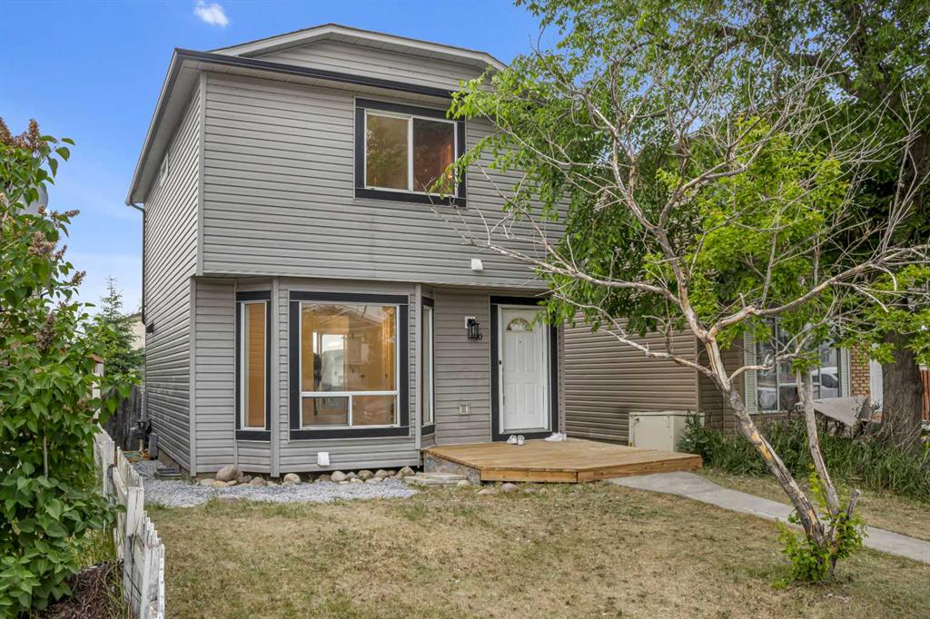 Picture of 10 Martindale Mews NE, Calgary Real Estate Listing