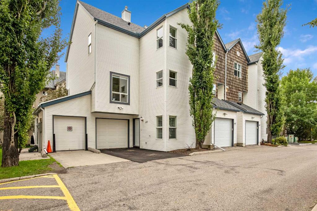 Picture of 137 Bridlewood Lane SW, Calgary Real Estate Listing