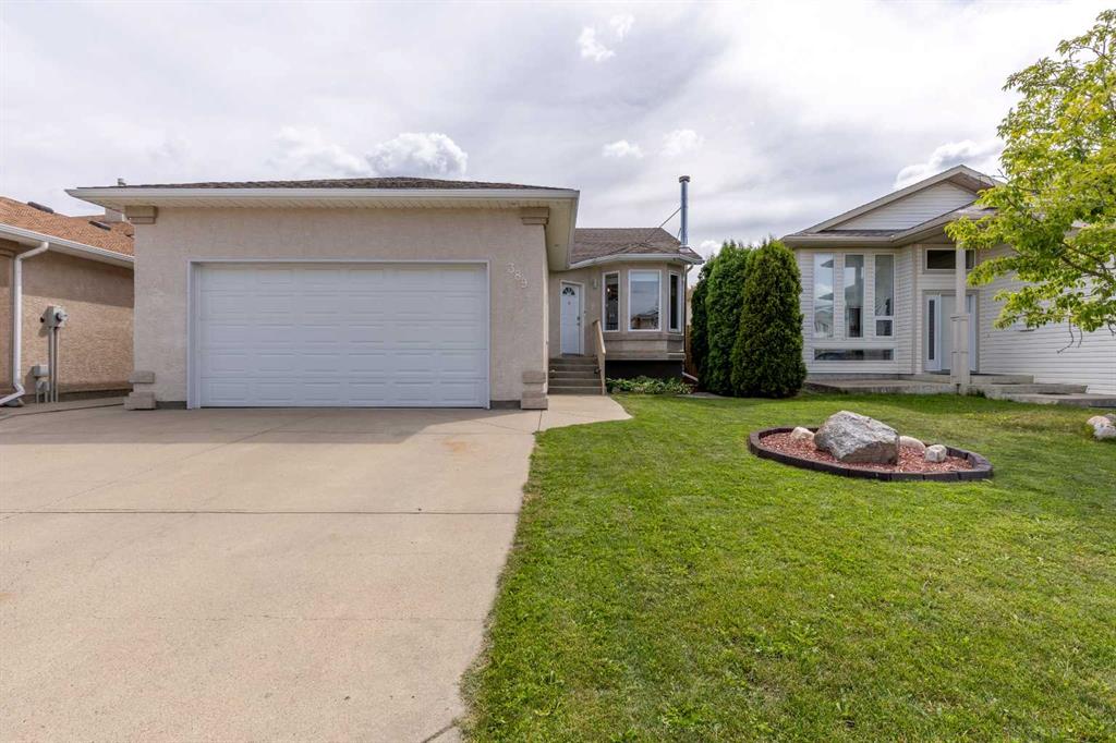 Picture of 389 Kodiak Boulevard N, Lethbridge Real Estate Listing