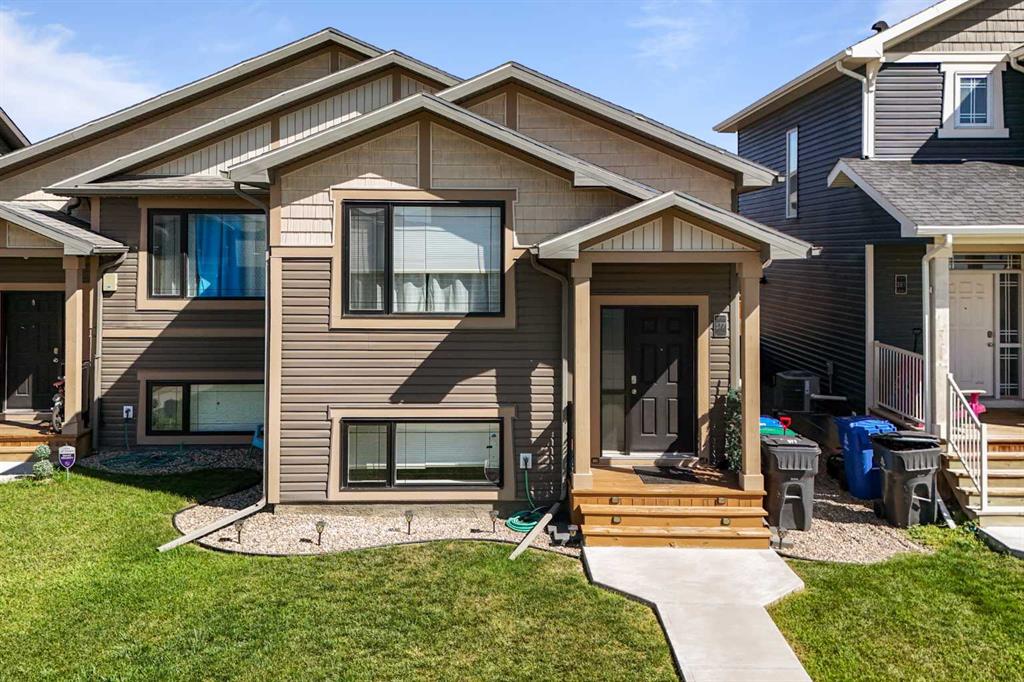 Picture of 577 Blackwolf Boulevard N, Lethbridge Real Estate Listing