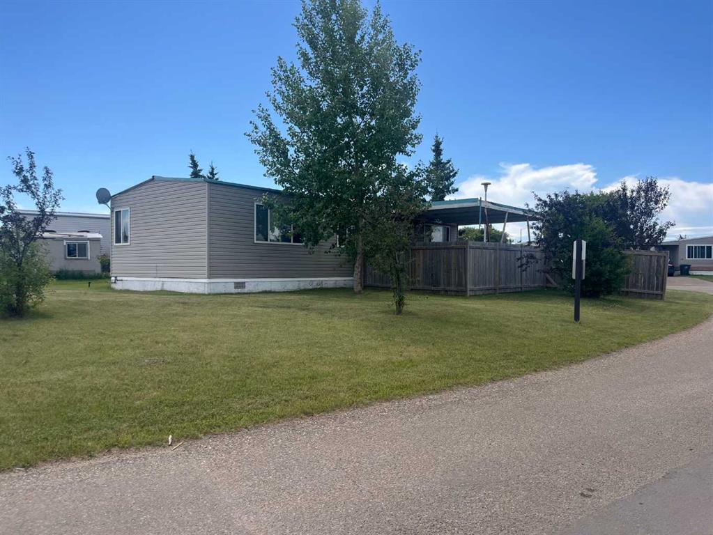 Picture of 53, 5308 57 Street , Lloydminster Real Estate Listing