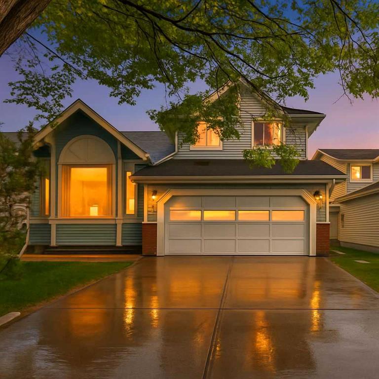 Picture of 156 Sandpiper Circle NW, Calgary Real Estate Listing
