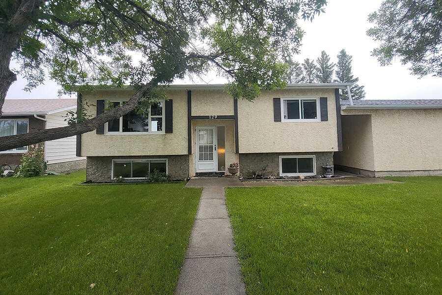 Picture of 129 Young Crescent , Stavely Real Estate Listing