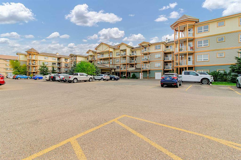 Picture of 405, 1595 Southview Drive SE, Medicine Hat Real Estate Listing