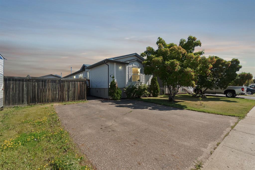 Picture of 116 Balsam Way , Fort McMurray Real Estate Listing