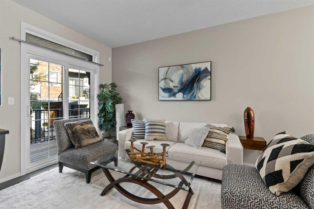 Picture of 229 Ascot Circle SW, Calgary Real Estate Listing
