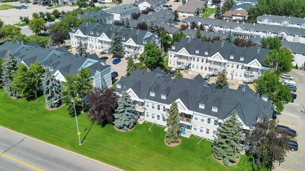 Picture of 311, 103 Strathaven Drive , Strathmore Real Estate Listing