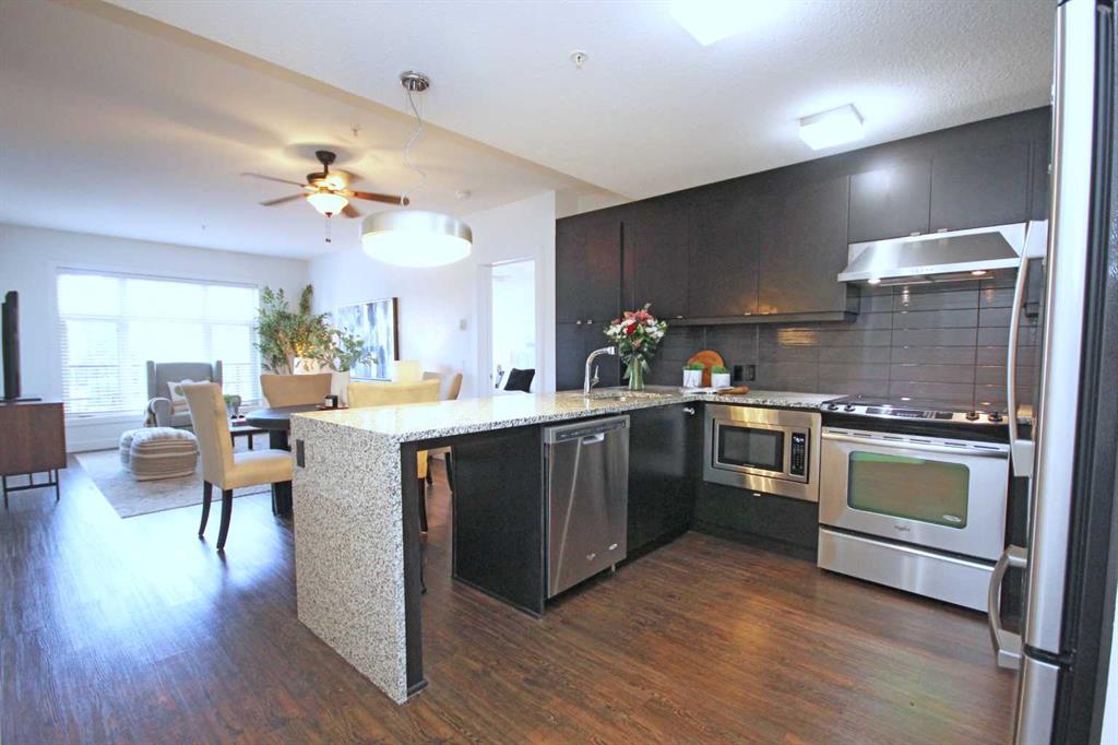 Picture of 116, 25 Aspenmont Heights SW, Calgary Real Estate Listing