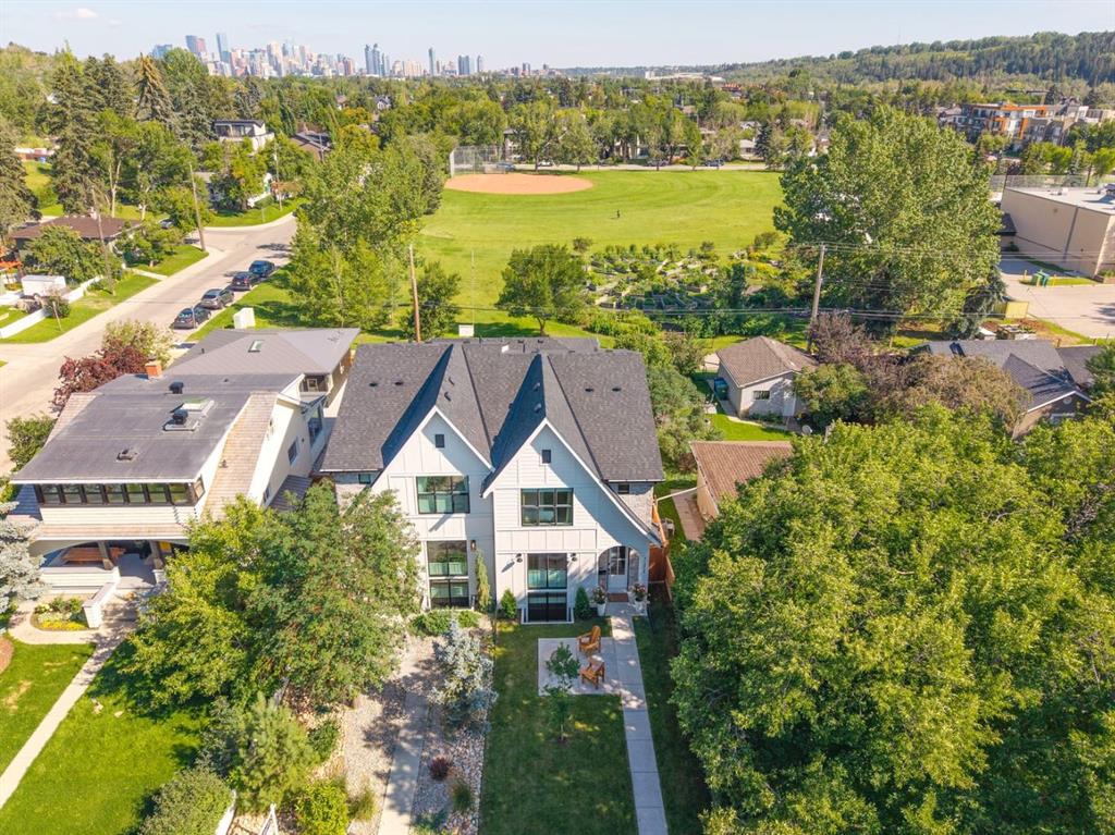 Picture of 734 35 Street NW, Calgary Real Estate Listing