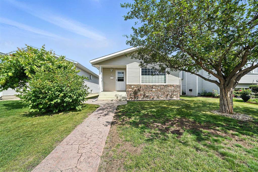 Picture of 48 Elder Street , Red Deer Real Estate Listing