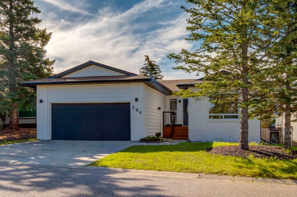 Picture of 204 Hawkhill Way NW, Calgary Real Estate Listing