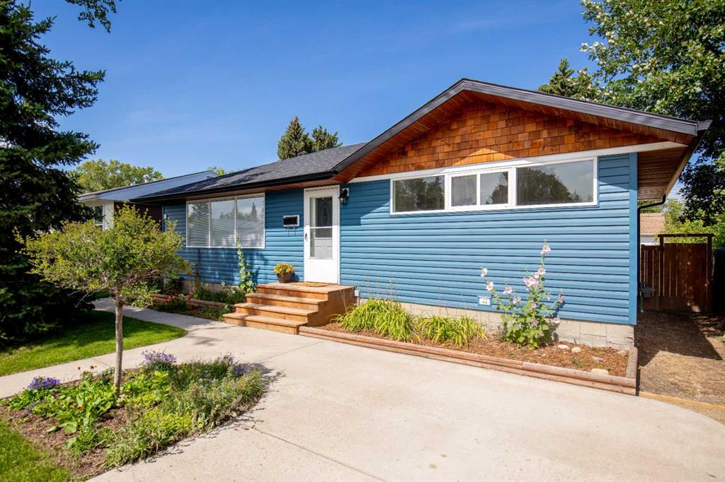 Picture of 4912 43 Street , Innisfail Real Estate Listing