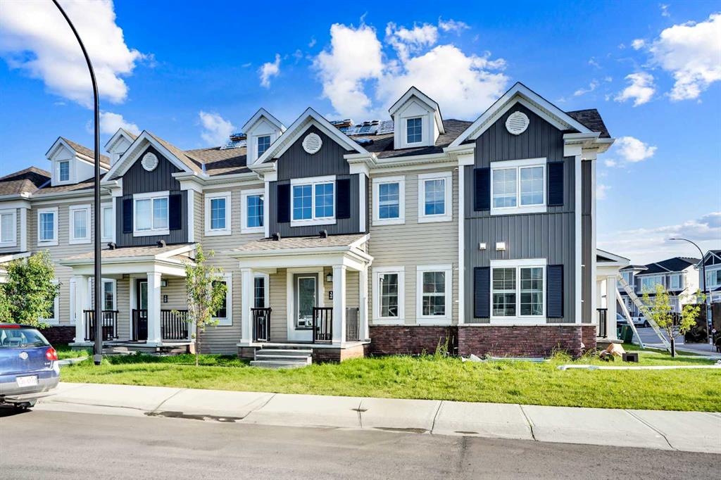 Picture of 154 Cityside Grove NE, Calgary Real Estate Listing
