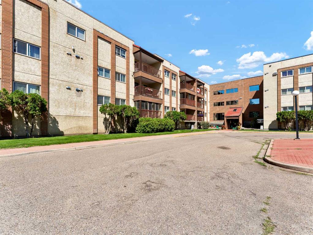Picture of 122, 3090 15 Avenue SE, Medicine Hat Real Estate Listing