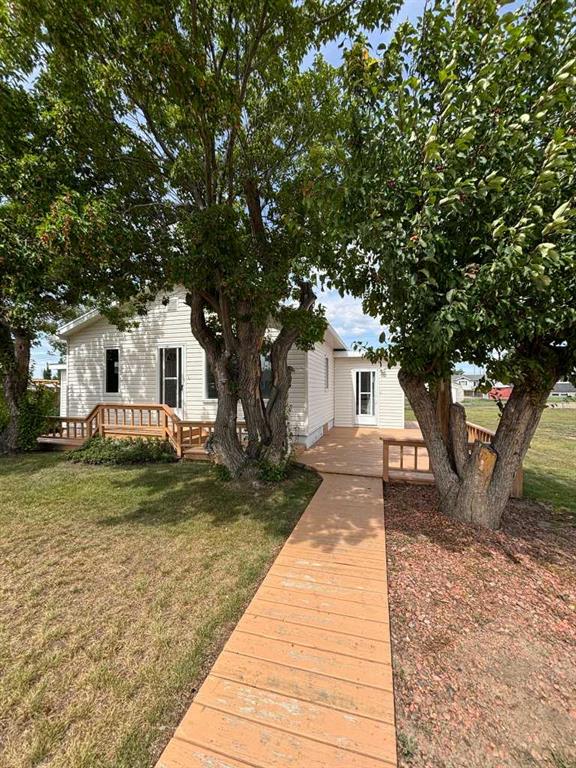 Picture of 307 Centre Avenue , Coutts Real Estate Listing