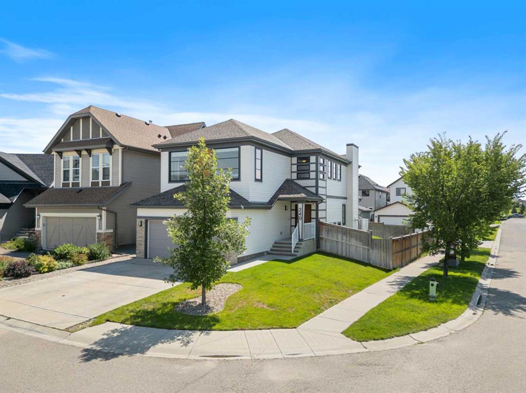 Picture of 240 Copperpond Green SE, Calgary Real Estate Listing