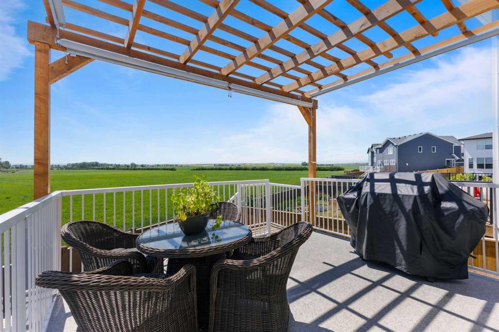 Picture of 307 Monterey Place SE, High River Real Estate Listing